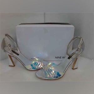 Nine West Women's Klass Heeled Sandals sz 8 Silver Multi